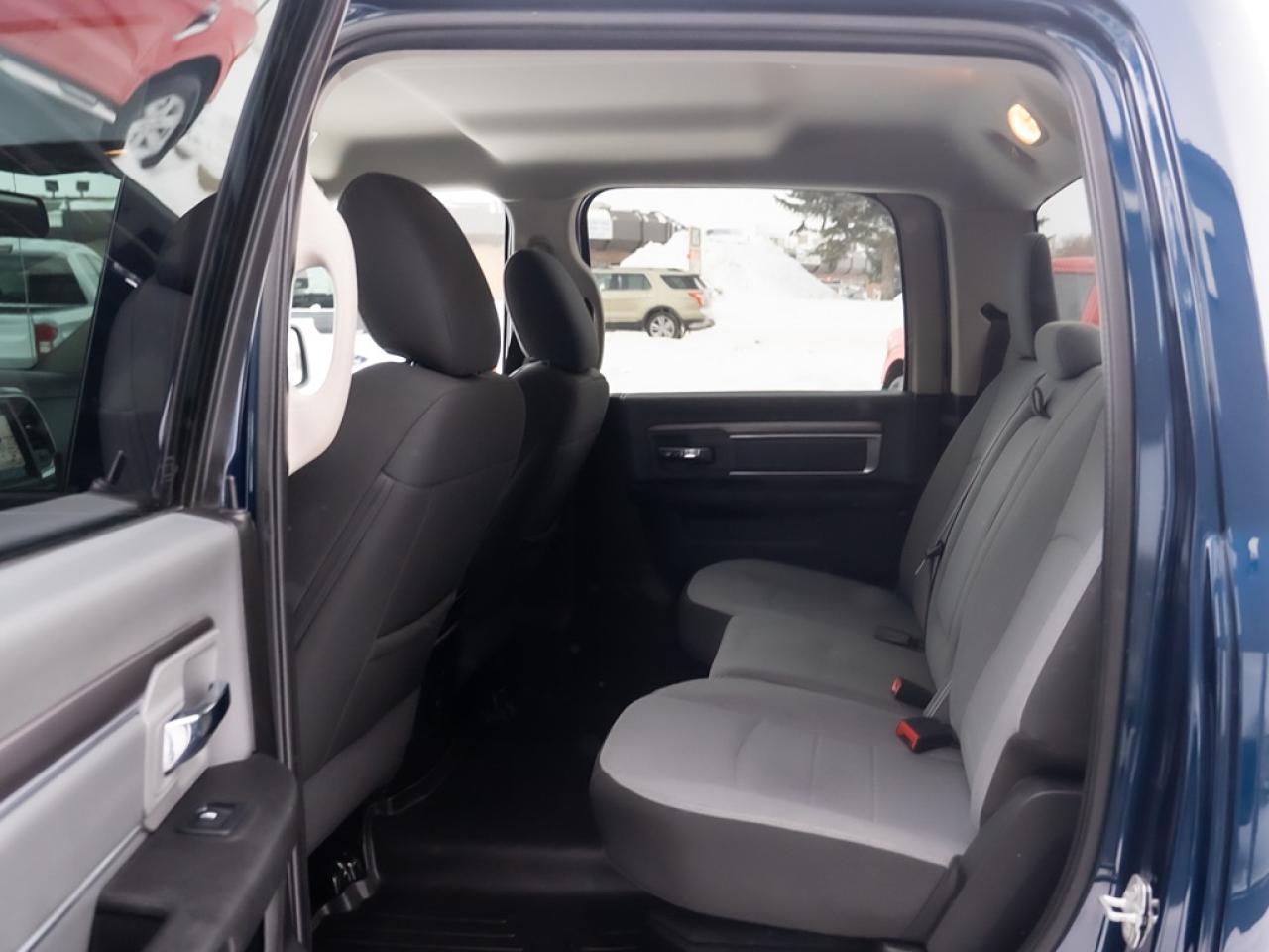 2022 RAM 1500 Classic SLT Photo38