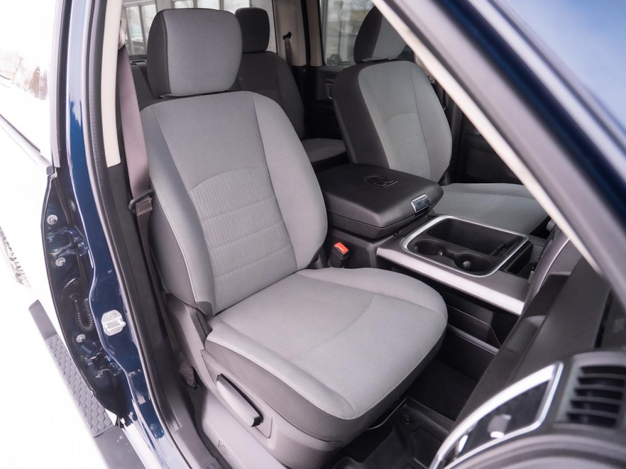 2022 RAM 1500 Classic SLT Photo40