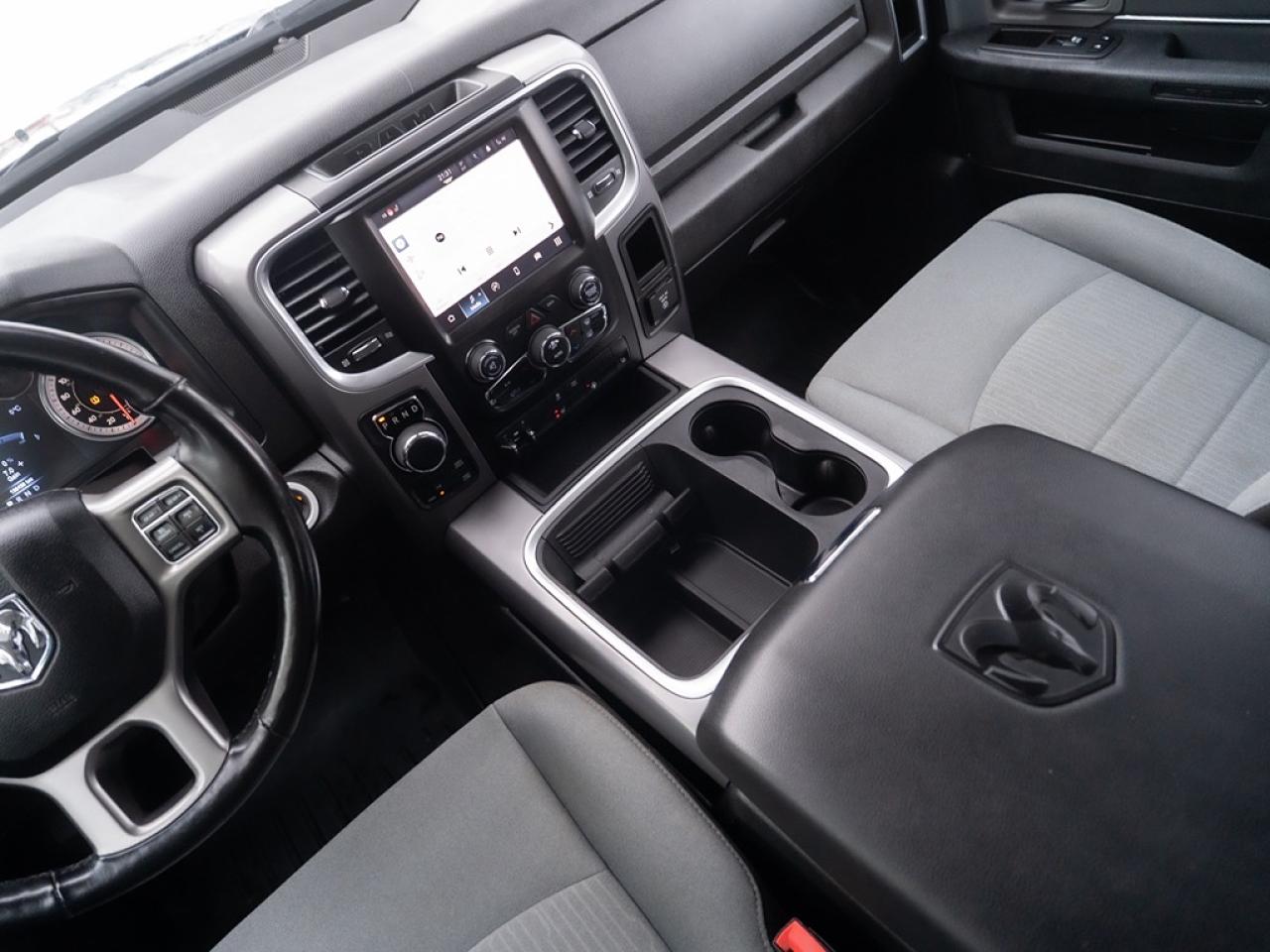 2022 RAM 1500 Classic SLT Photo30