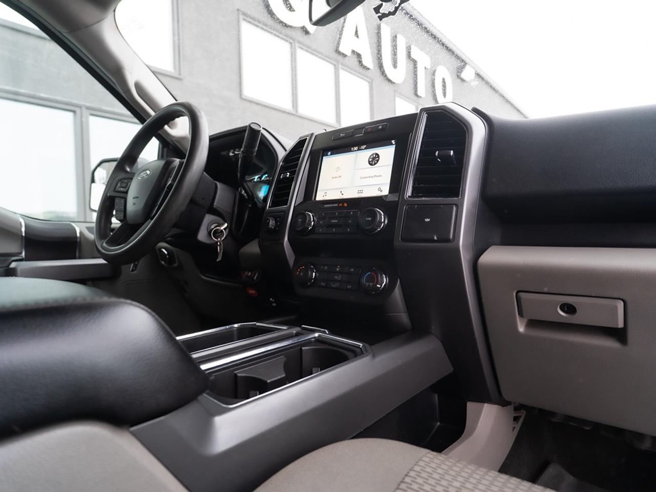 2019 Ford F-150 XLT   Summer Special ! Photo41