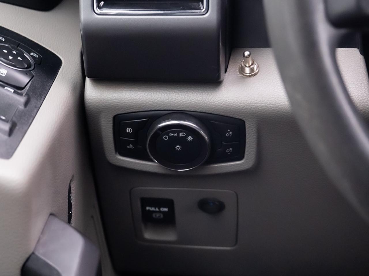 2019 Ford F-150 XLT Photo10