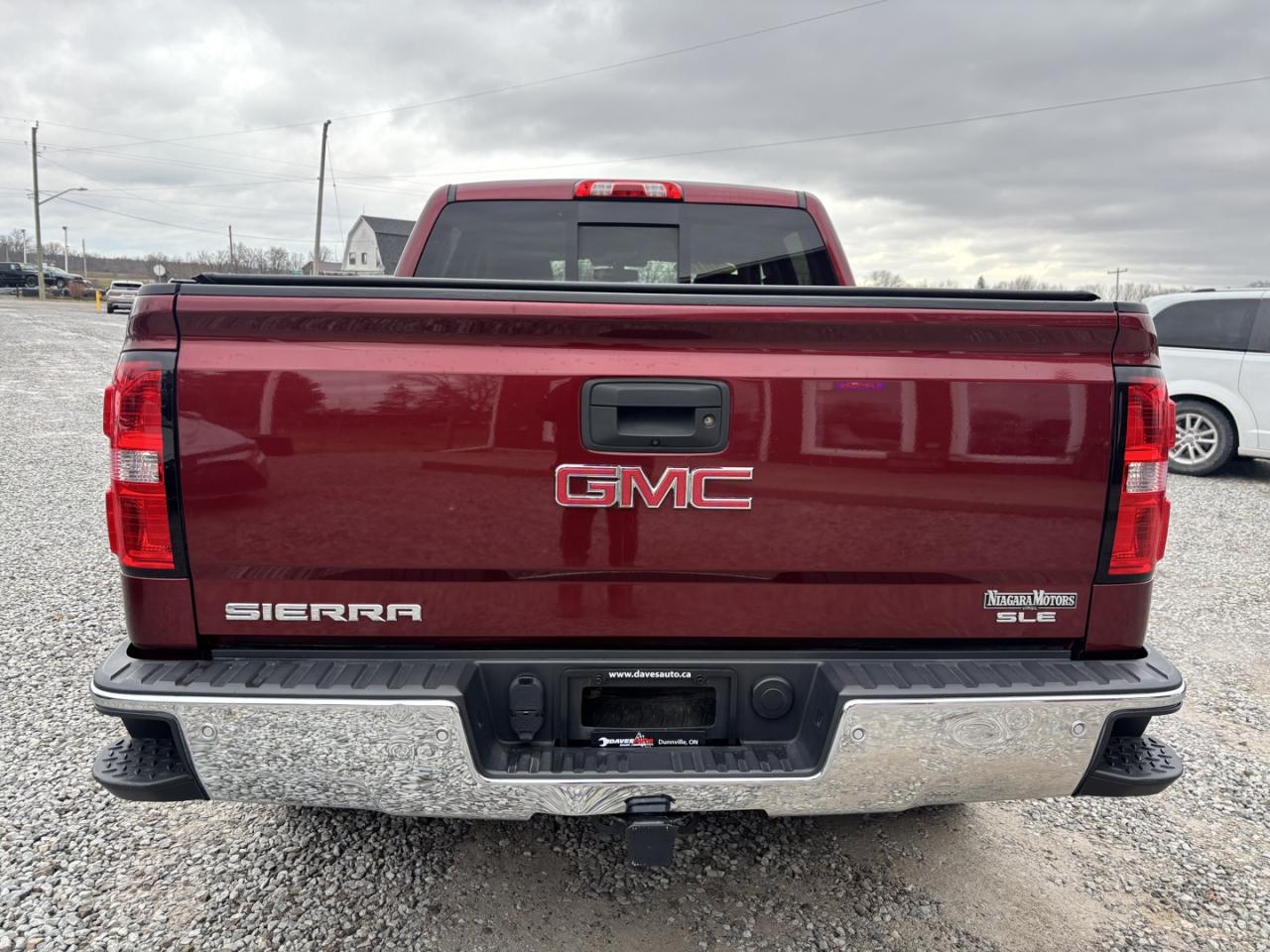 2016 GMC Sierra 1500 SLE Photo3