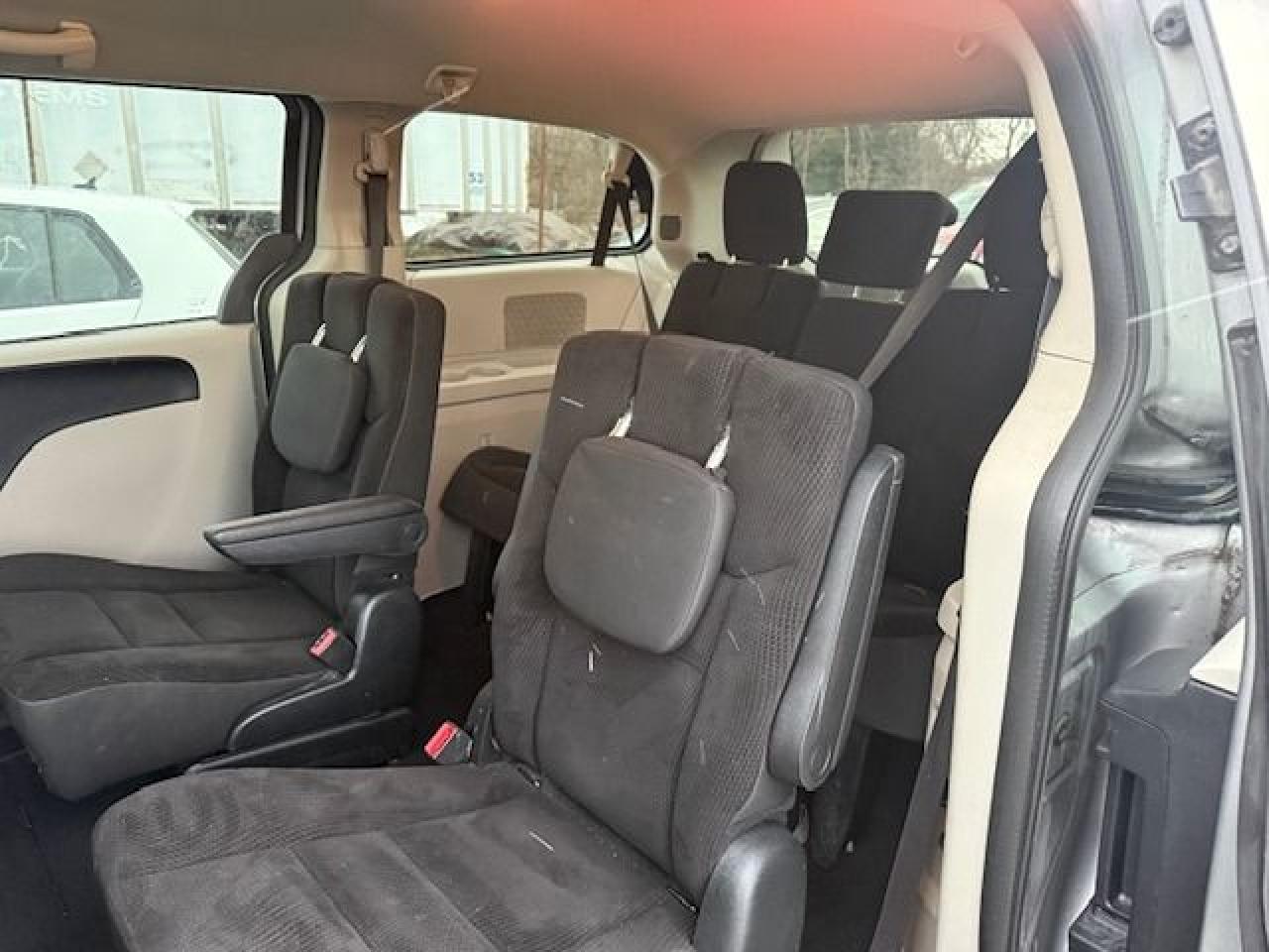 2017 Dodge Grand Caravan SXT Photo