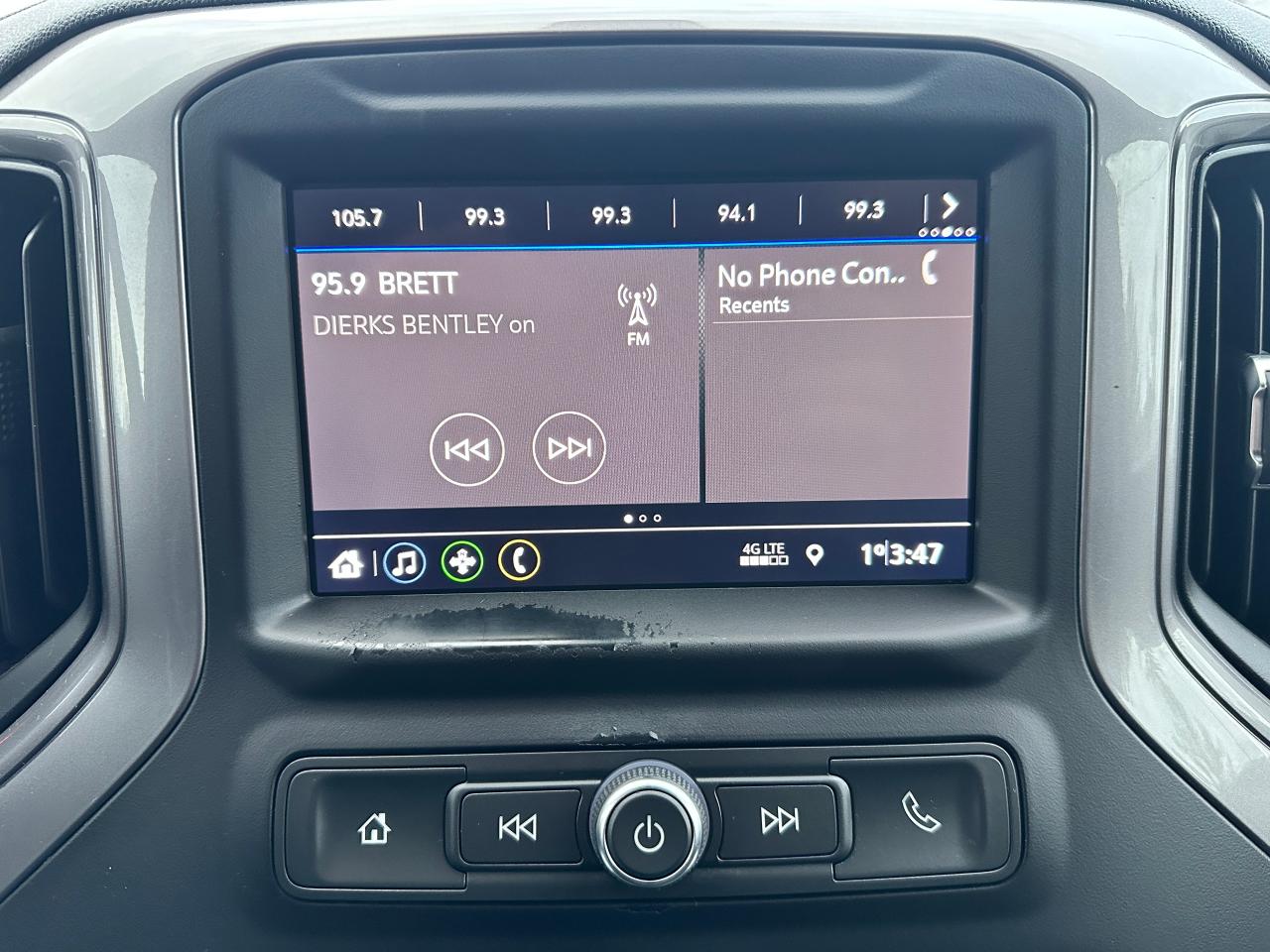 2020 GMC Sierra 1500 4x4Crew Cloth FM AC CarPlay BackupCam Bedliner 2.7 Photo