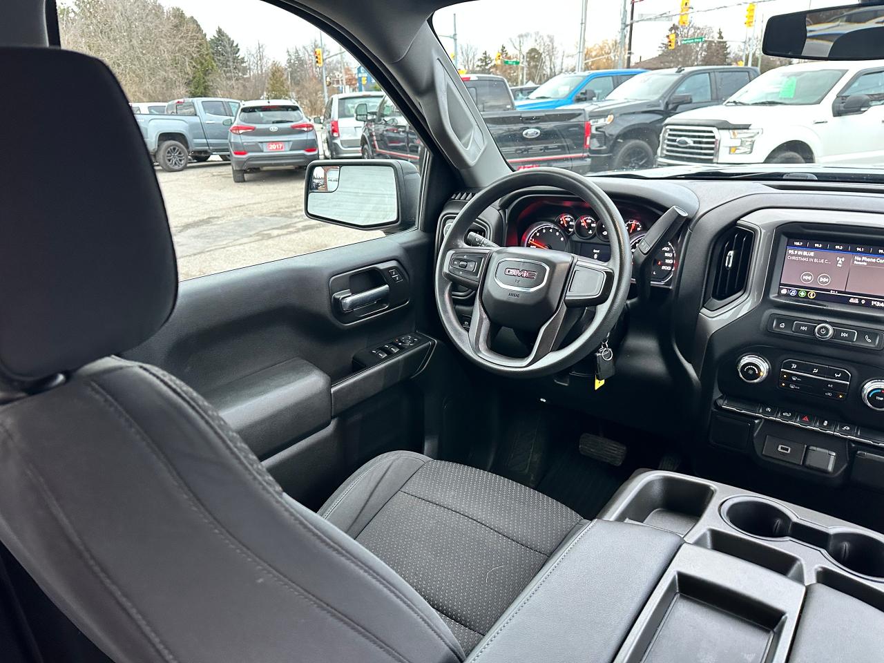 2020 GMC Sierra 1500 4x4Crew Cloth FM AC CarPlay BackupCam Bedliner 2.7 Photo