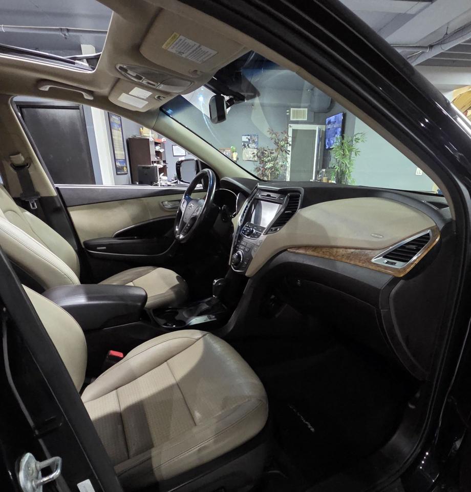 2016 Hyundai Santa Fe Sport Limited Photo3