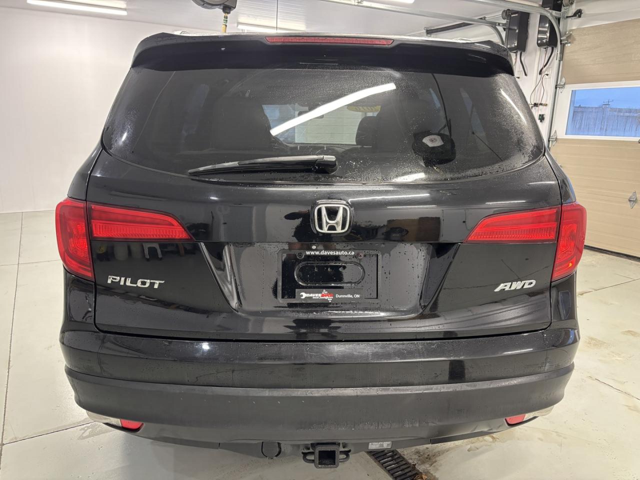 2016 Honda Pilot EX Photo