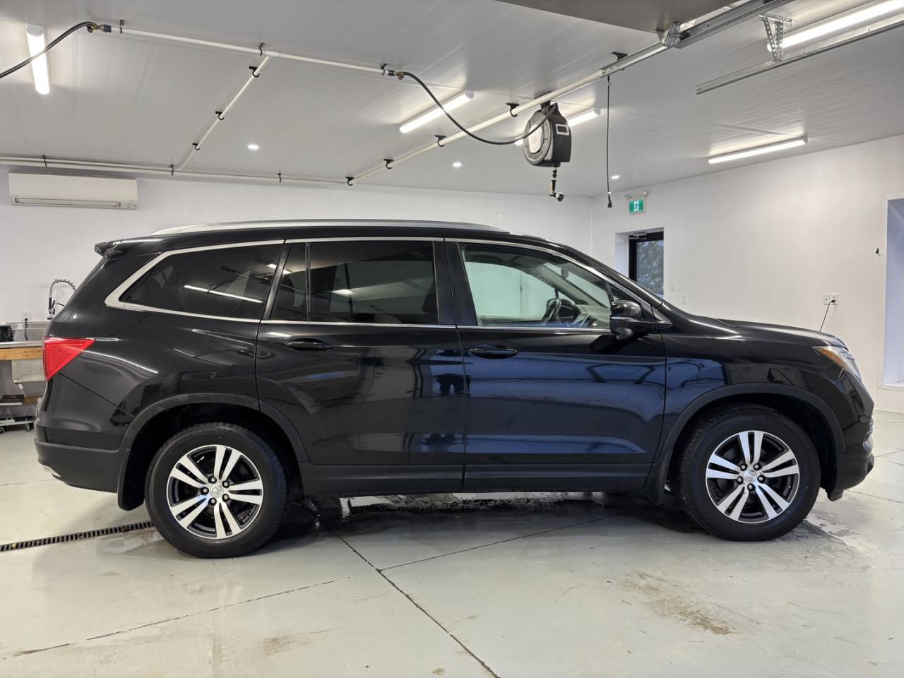 2016 Honda Pilot EX Photo