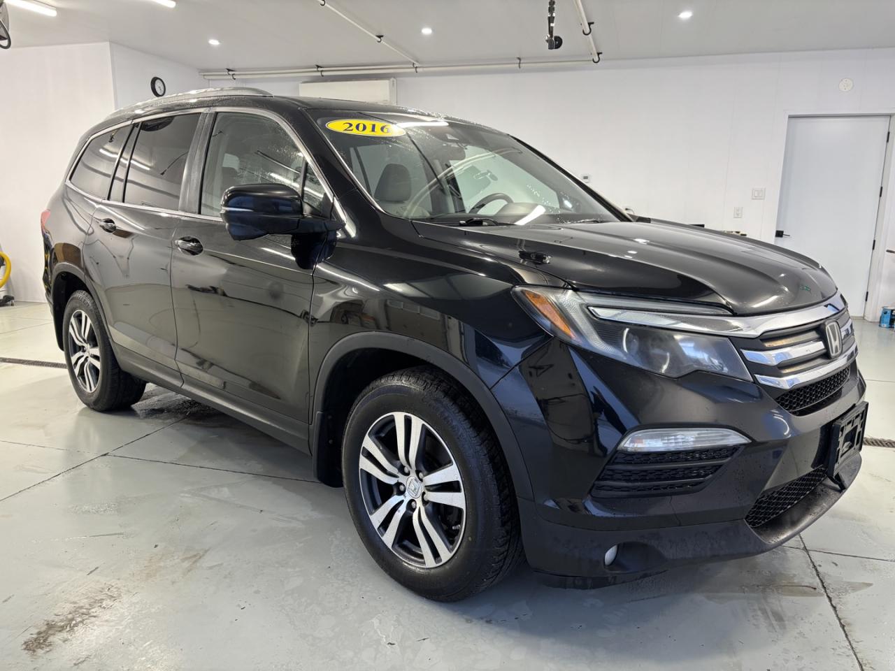 2016 Honda Pilot EX Photo