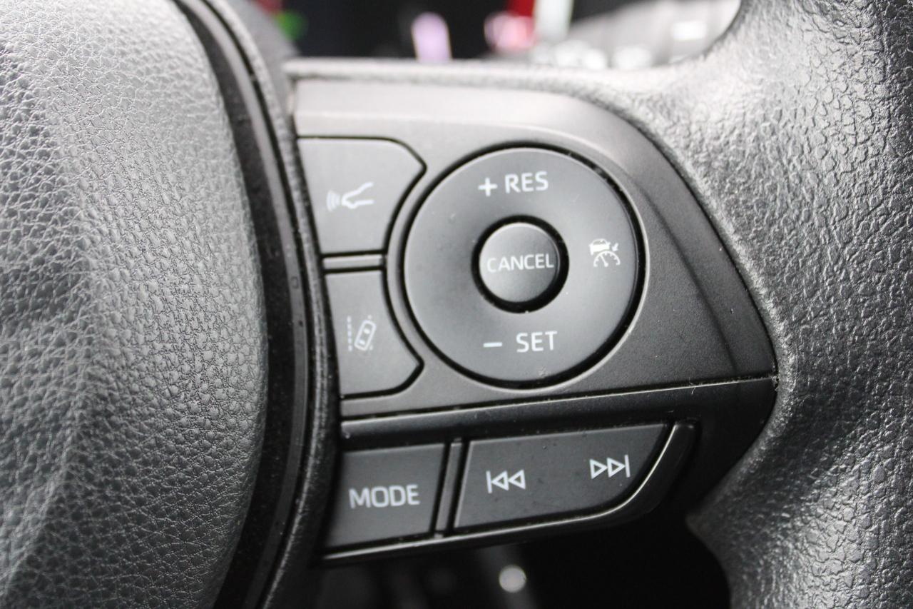 2024 Toyota RAV4 LE AWD Photo