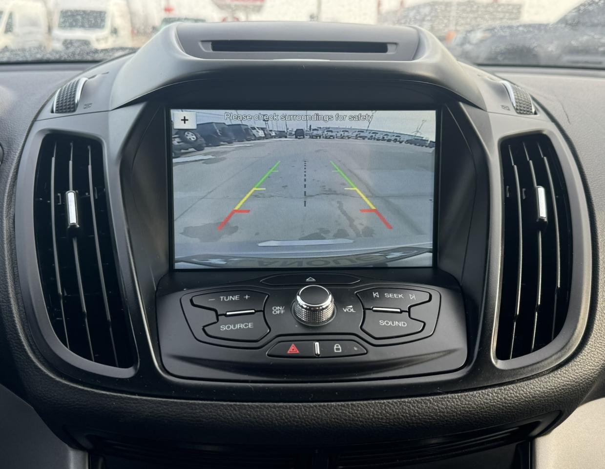 2016 Ford Escape FWD 4dr SE Photo