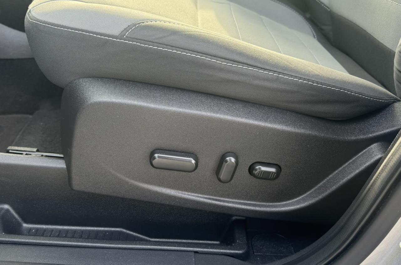 2016 Ford Escape FWD 4dr SE Photo