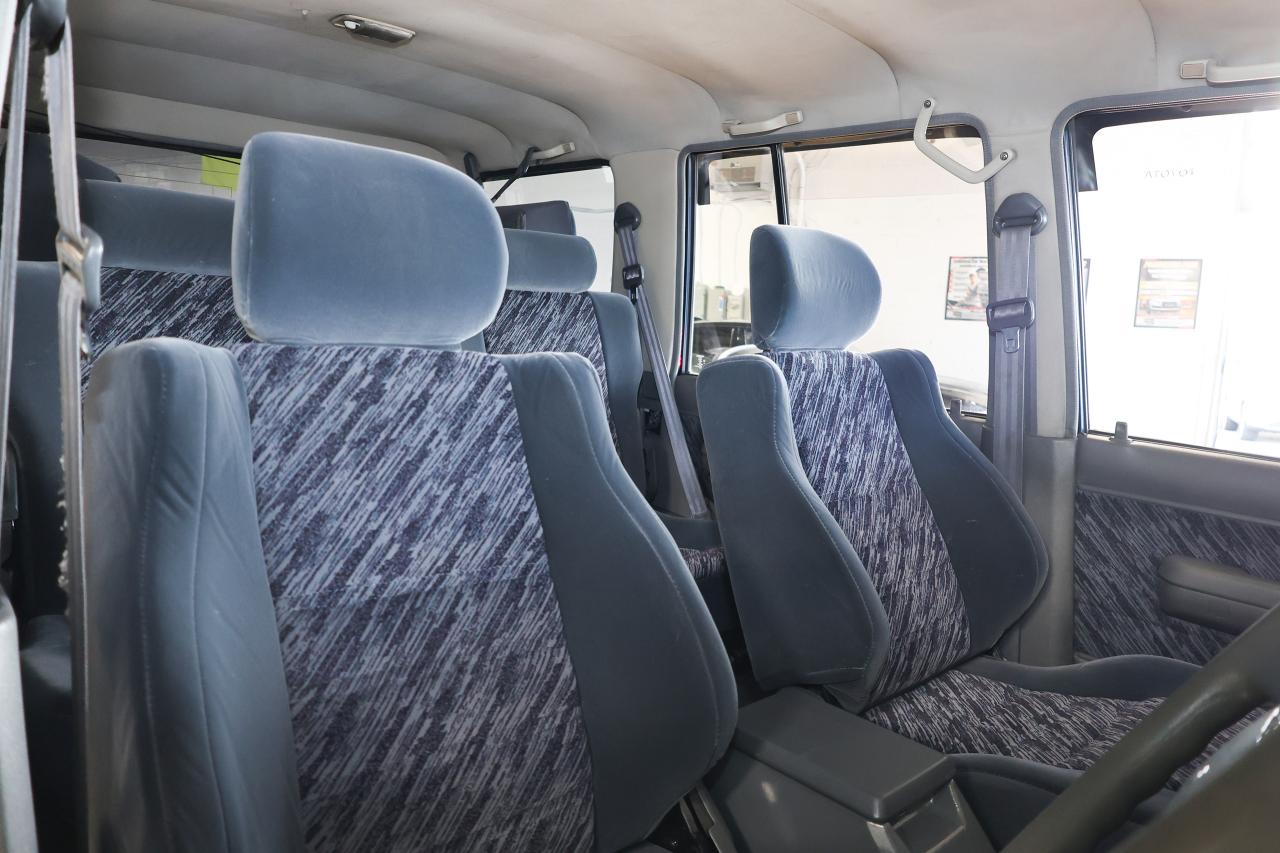 1995 Toyota Land Cruiser PRADO SX AUTO - 3.0L TURBO DIESEL Photo