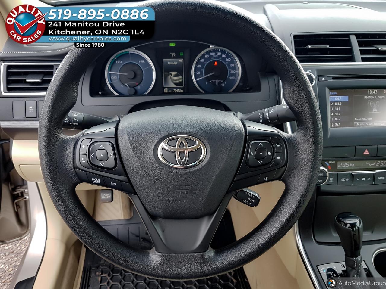 2016 Toyota Camry LE HYBRID *ONLY 70,000 KM* Photo