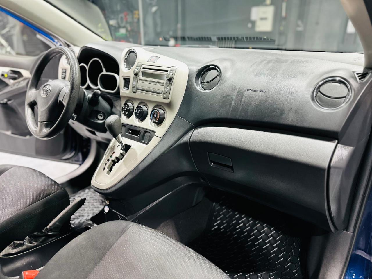 2009 Toyota Matrix  Photo