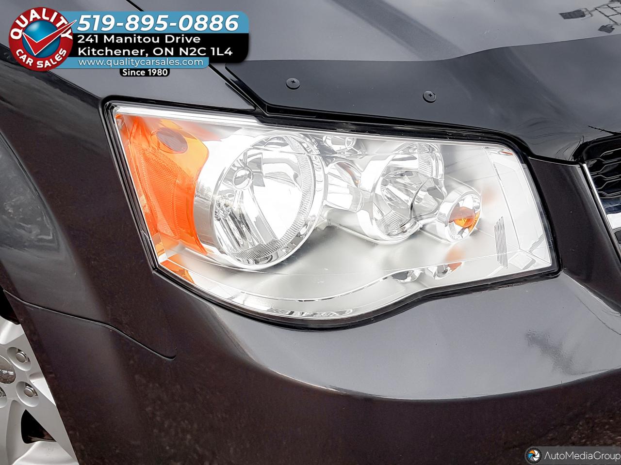 2017 Dodge Grand Caravan SXT Premium Plus *LEATHER-DVD PLAYER* Photo2