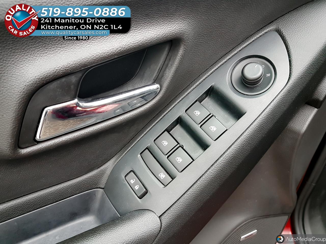 2017 Chevrolet Trax LT AWD *LEATHER-SUNROOF* Photo