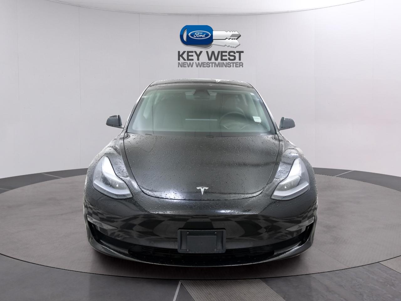 2021 Tesla Model 3 Long Range AWD Photo4