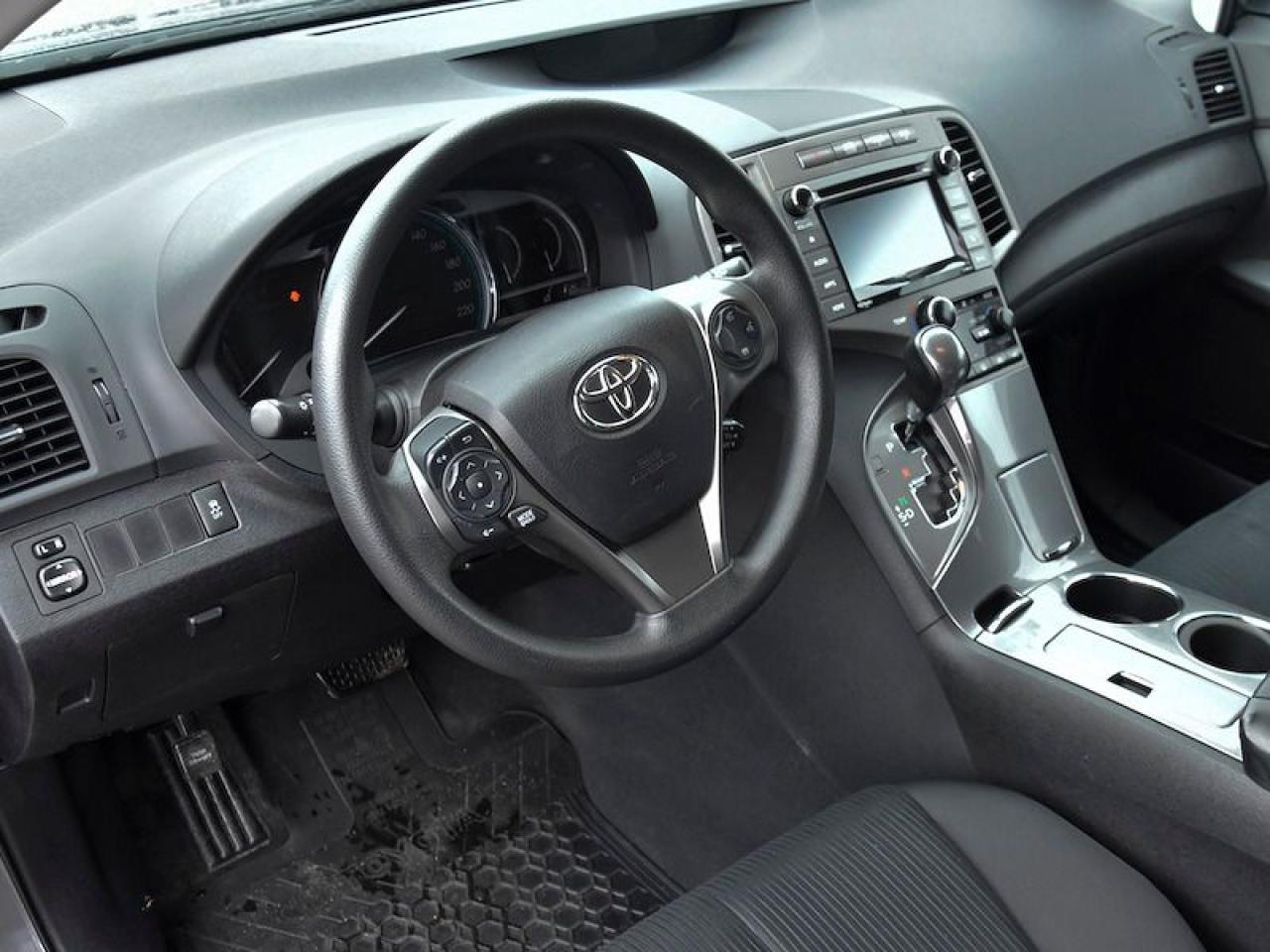 2015 Toyota Venza LE Photo4