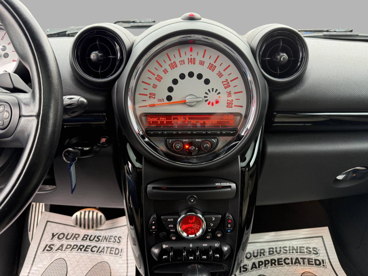 2014 MINI Cooper Countryman S Photo