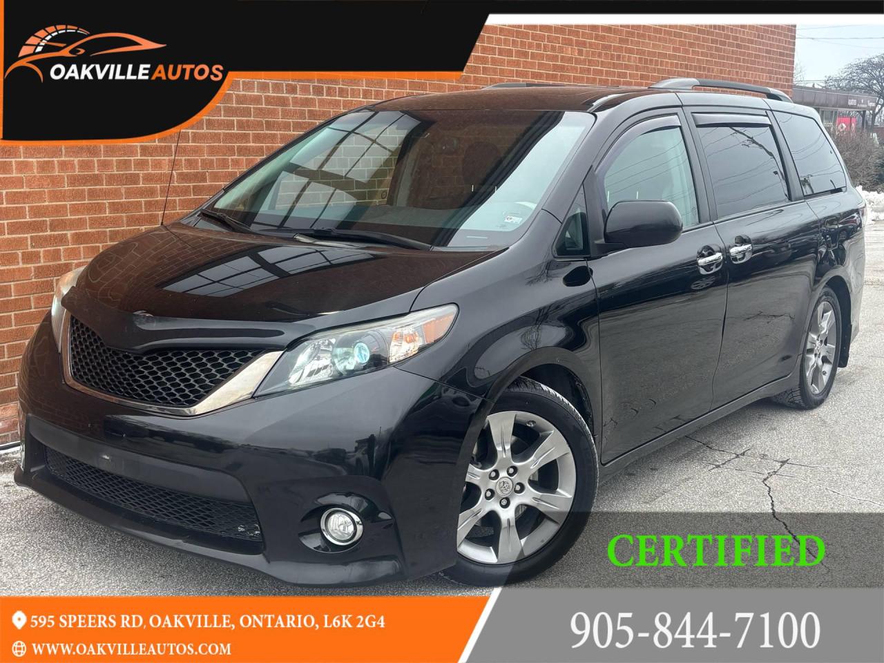 2014 Toyota Sienna SE 8-Pass FWD Photo0