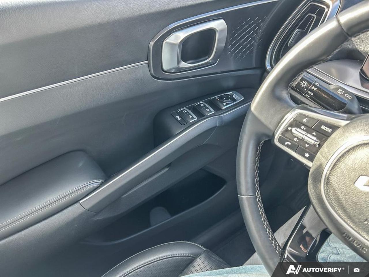 2024 Kia Sorento 2.5T X-Line 6 PASSANGER X-LINE LEATHER AWD Photo