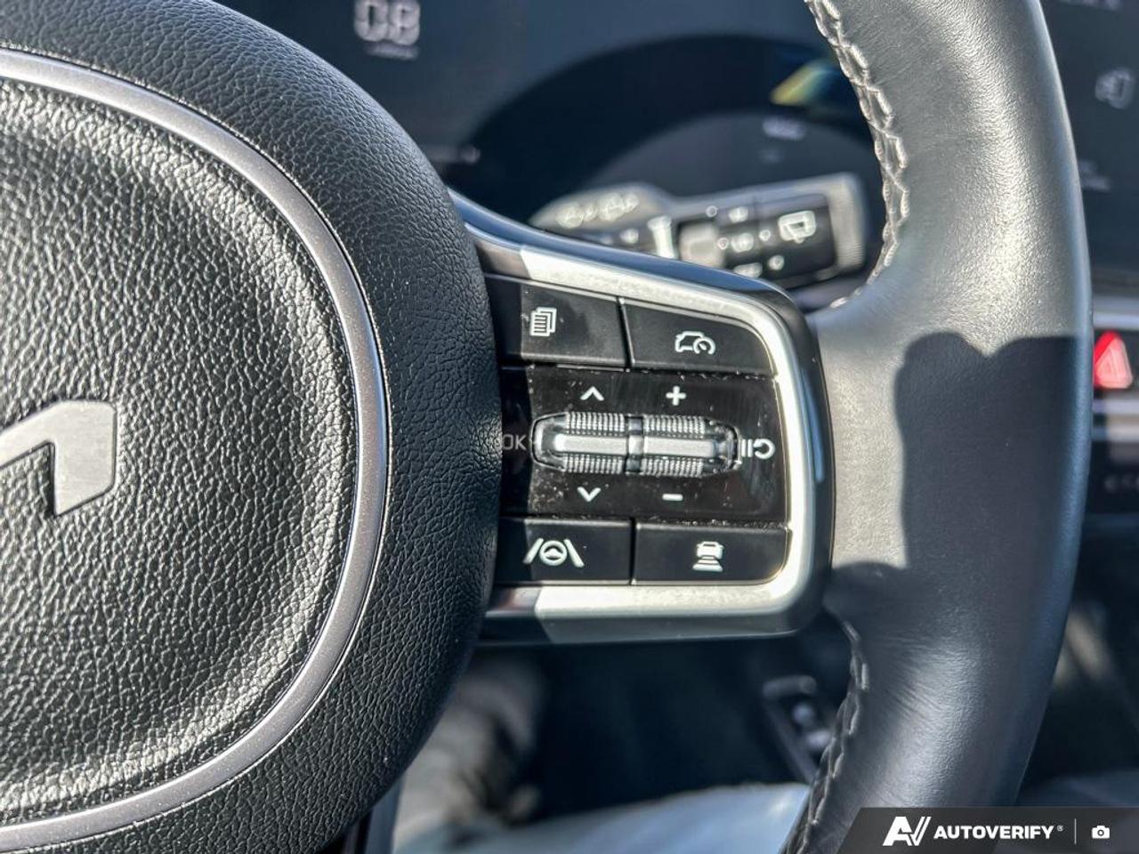 2024 Kia Sorento 2.5T X-Line 6 PASSANGER X-LINE LEATHER AWD Photo