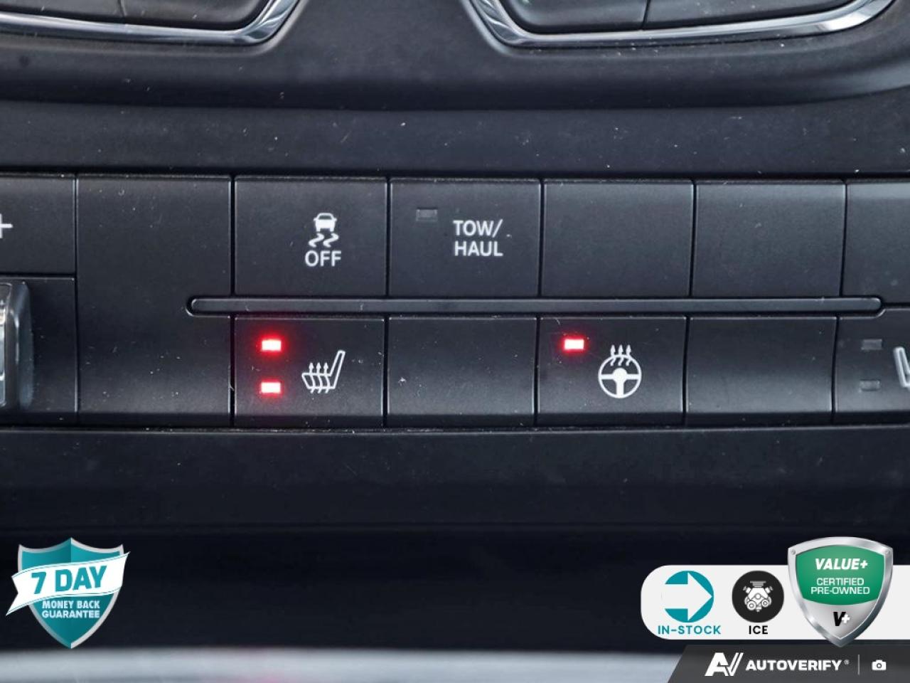 2017 RAM 1500 SLT Photo