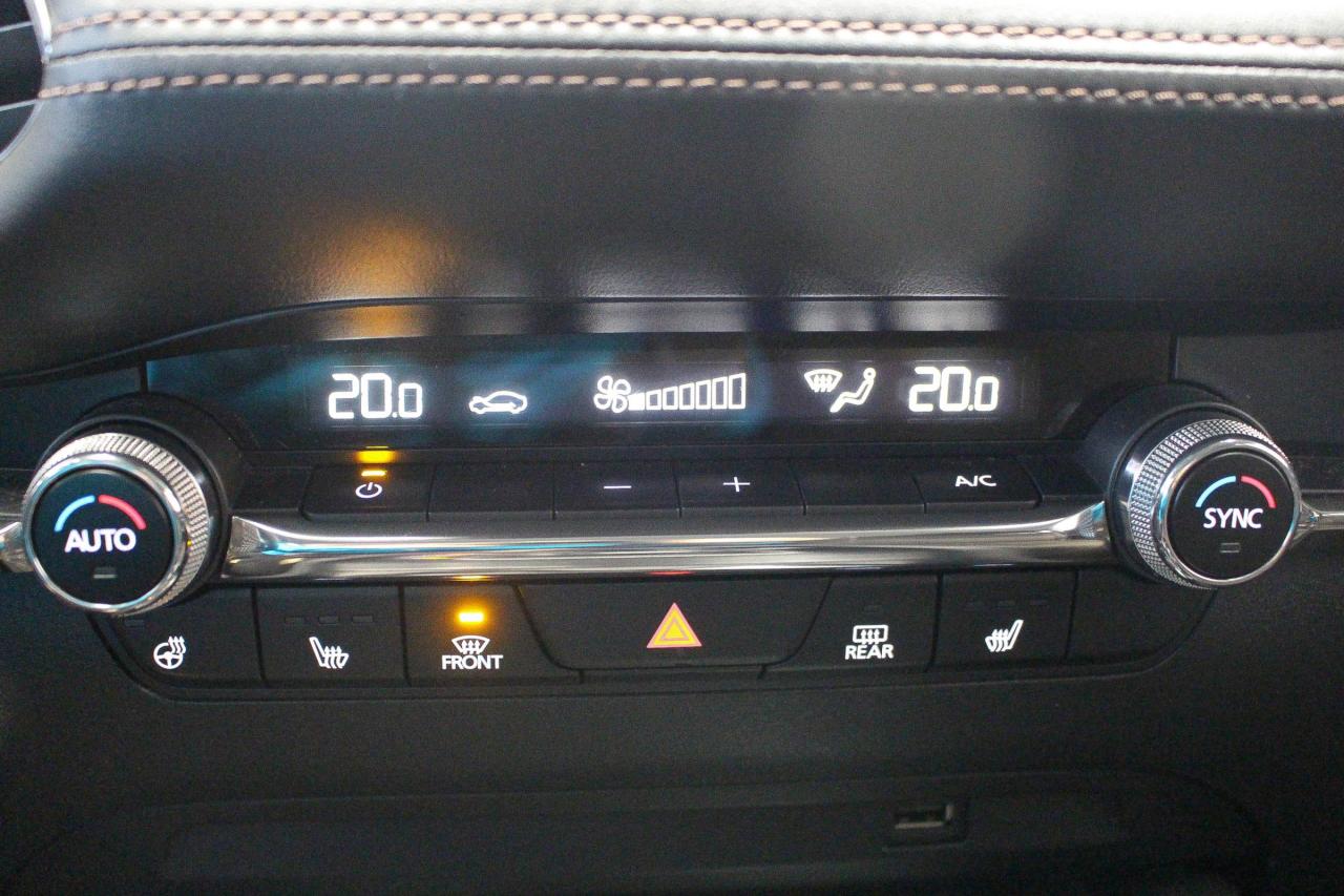2019 Mazda MAZDA3 GS FWD - CLOTH UPHOLSTERY - HEATED FRONT SEATS/STEERING WHEEL Photo