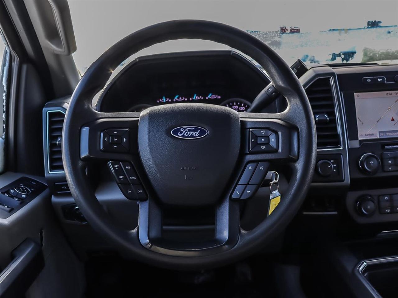 2022 Ford F-250 XLT 4WD Crew Cab 6.75' Box Photo