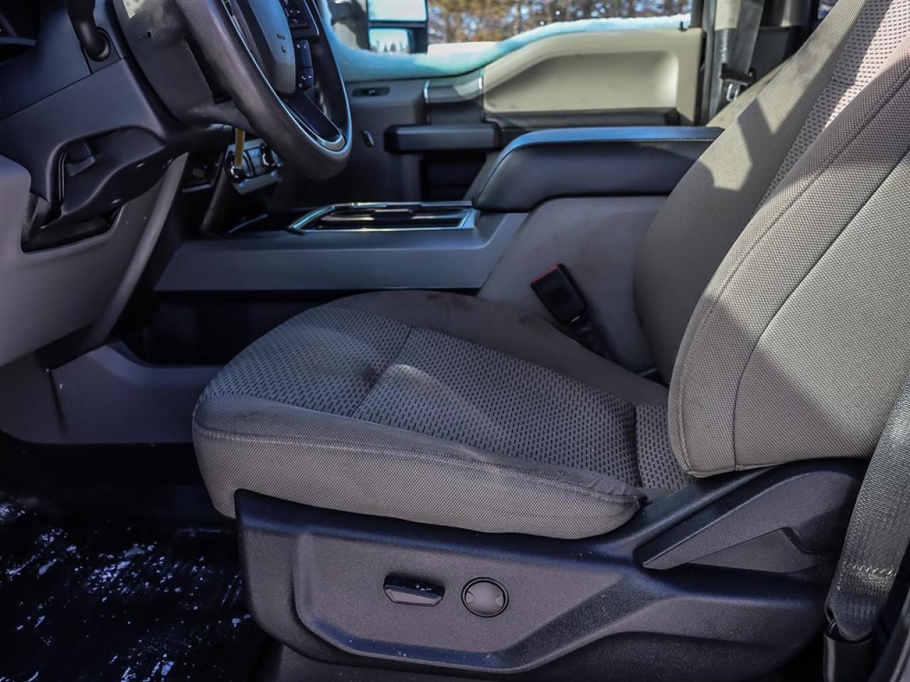 2022 Ford F-250 XLT 4WD Crew Cab 6.75' Box Photo