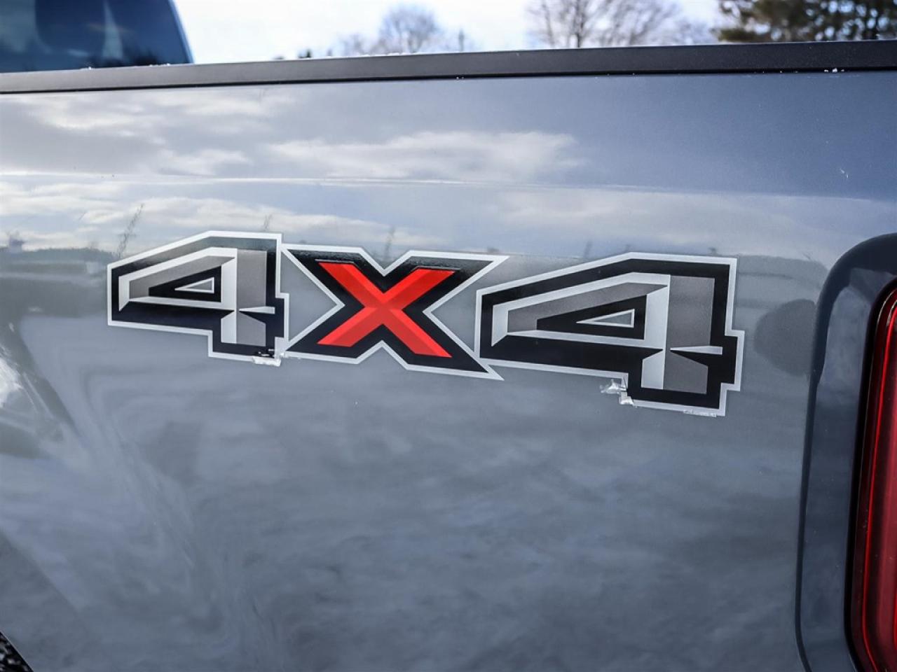 2022 Ford F-250 XLT 4WD Crew Cab 6.75' Box Photo