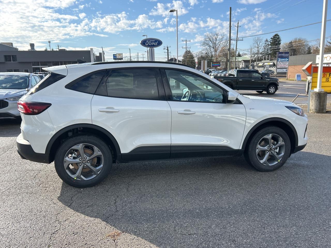2026 Ford Escape ST-LINE SELECT AWD 401A Photo3