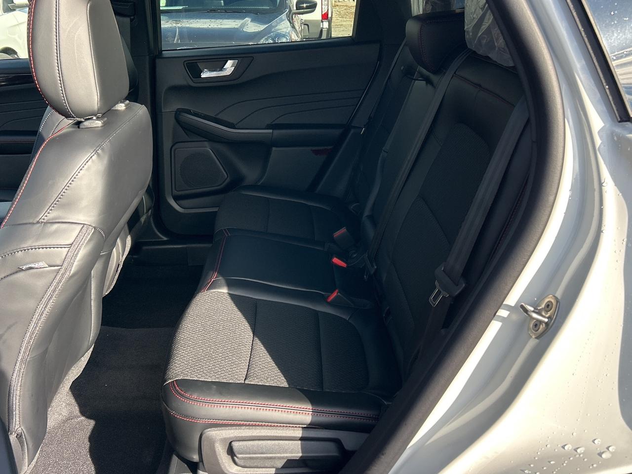 2026 Ford Escape ST-LINE SELECT AWD 401A Photo