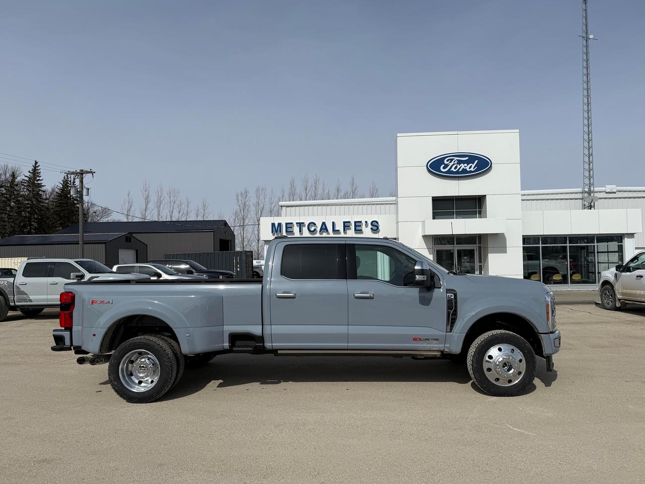 2026 Ford F-450 Super Duty DRW PLATINUM 4WD CREW CAB 8' BOX Photo0