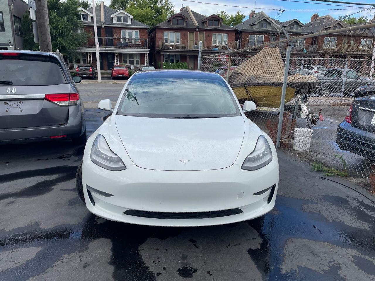 2020 Tesla Model 3 Standard Range Plus *TOW HOOK, NAV, HEATED SEATS* Photo