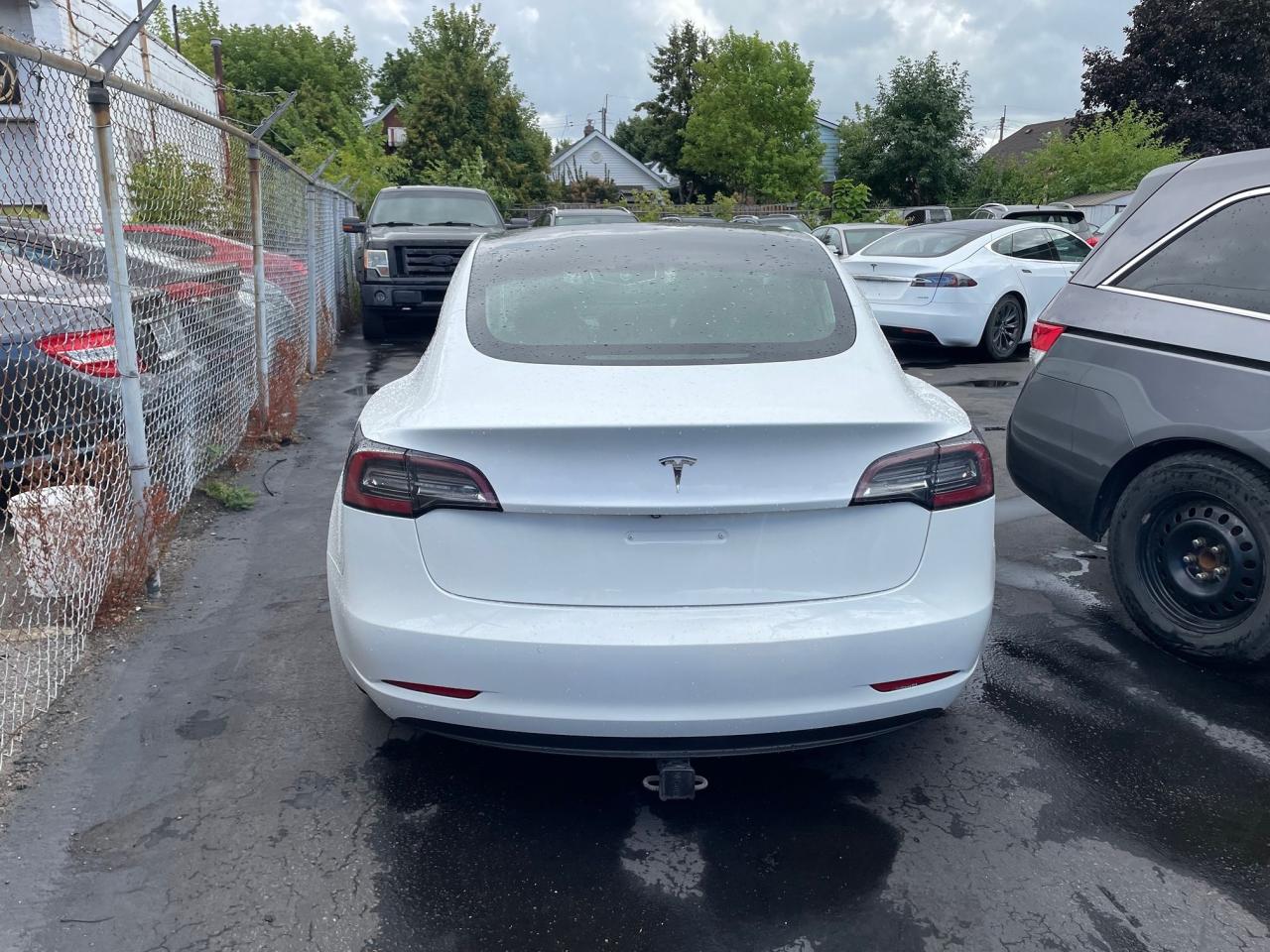 2020 Tesla Model 3 Standard Range Plus *TOW HOOK, NAV, HEATED SEATS* Photo4