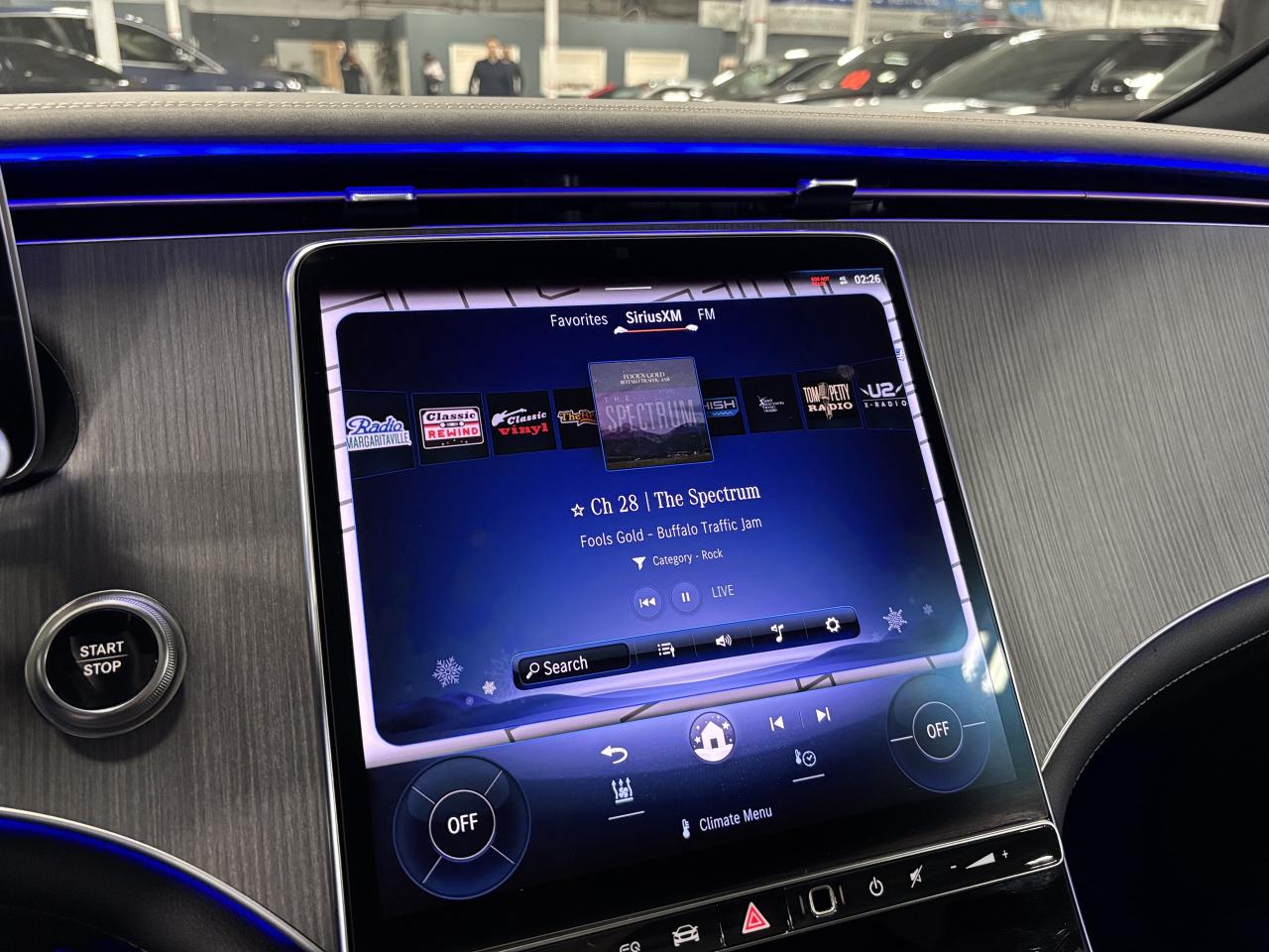 2024 Mercedes-Benz EQE EQE350|4MATIC|SUV|NAV|BURMESTER|AMGWHEELS|3DCAM|++ Photo