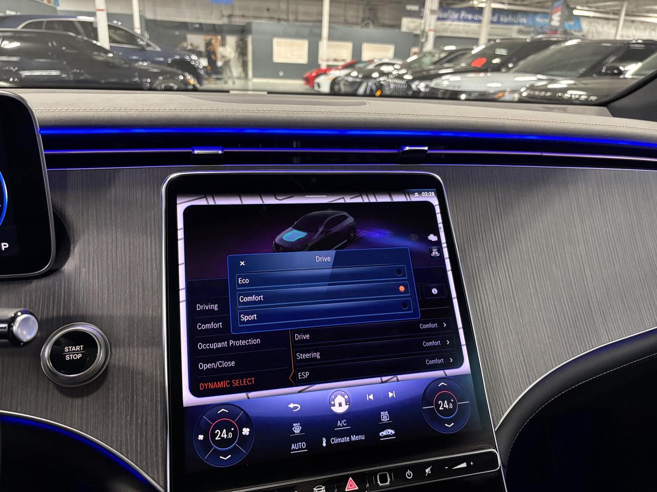 2024 Mercedes-Benz EQE EQE350|4MATIC|SUV|NAV|BURMESTER|AMGWHEELS|3DCAM|++ Photo