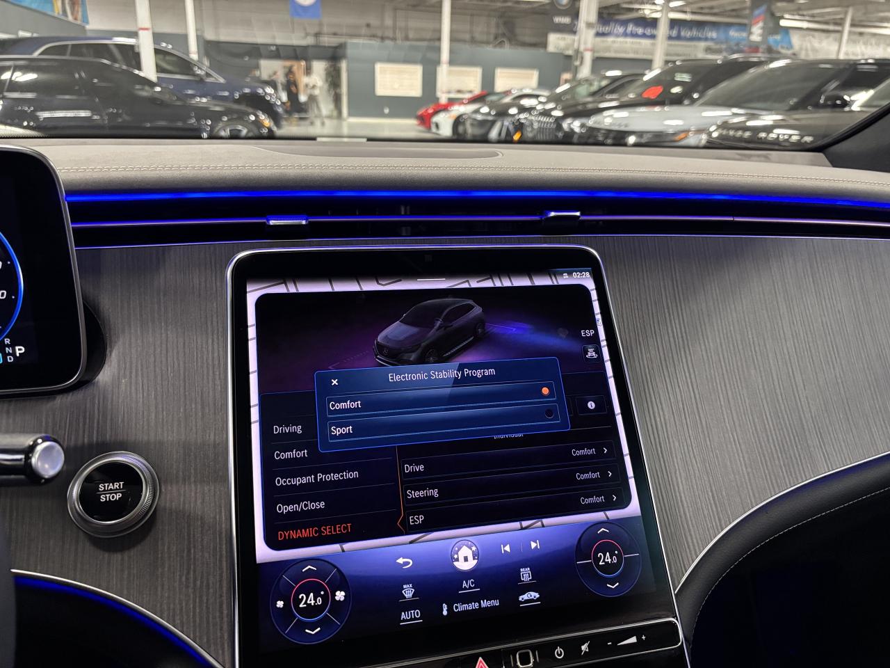 2024 Mercedes-Benz EQE EQE350|4MATIC|SUV|NAV|BURMESTER|AMGWHEELS|3DCAM|++ Photo