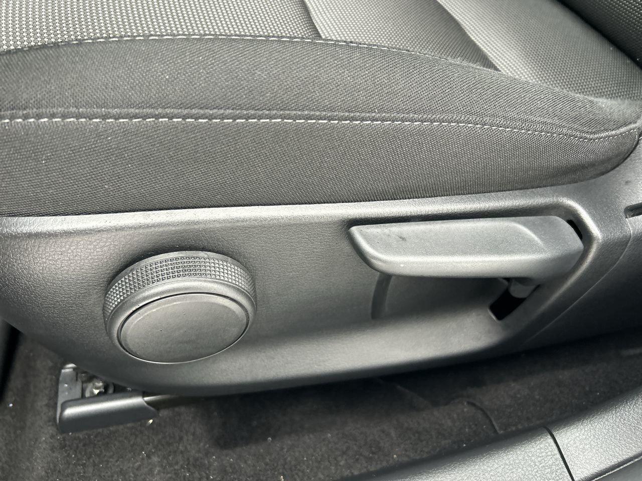 2023 Mazda CX-30 GS AWD at BRAND NEW REAR+FRONT PADS AND ROTOS! Photo