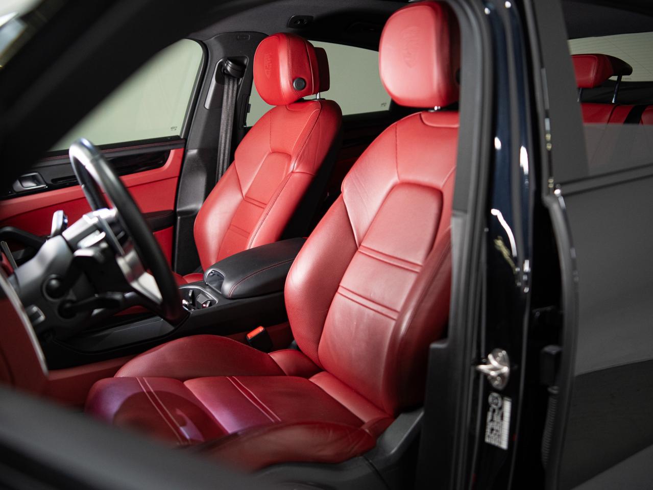 2021 Porsche Cayenne COUPE | PREMIUM PLUS PKG | 21 IN Photo