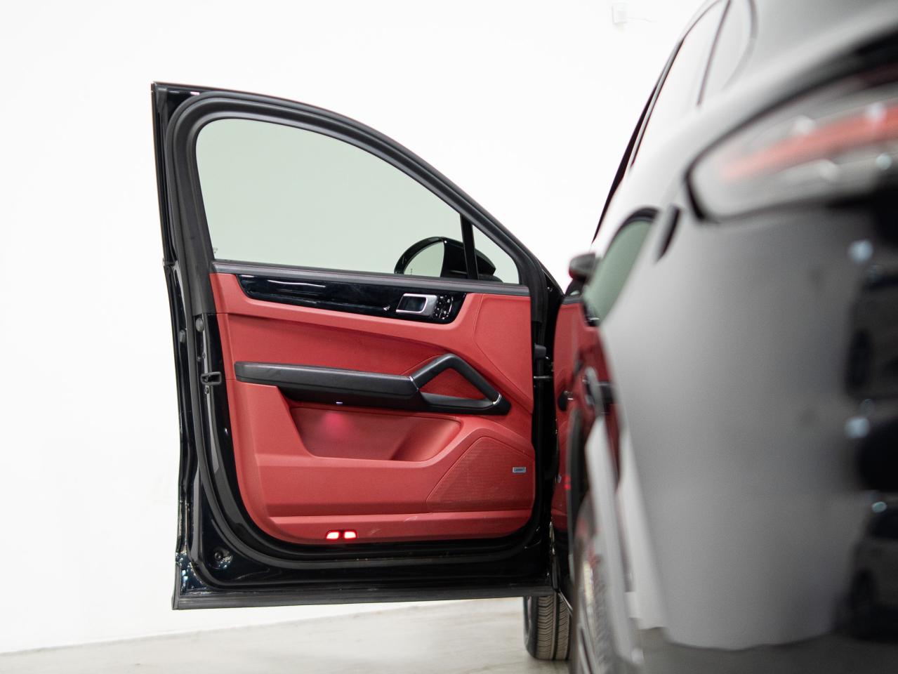 2021 Porsche Cayenne COUPE | PREMIUM PLUS PKG | 21 IN Photo