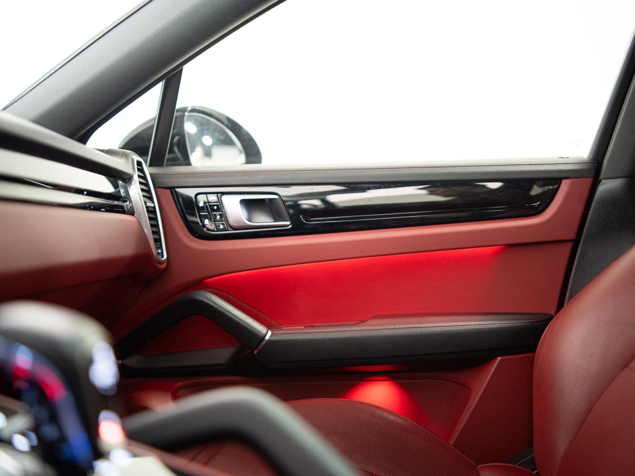 2021 Porsche Cayenne COUPE | PREMIUM PLUS PKG | 21 IN Photo