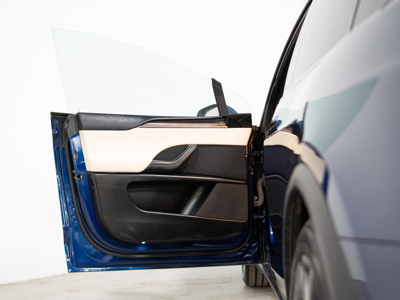 2022 Tesla Model X YOKE STEERING | FSD | 20 IN Photo