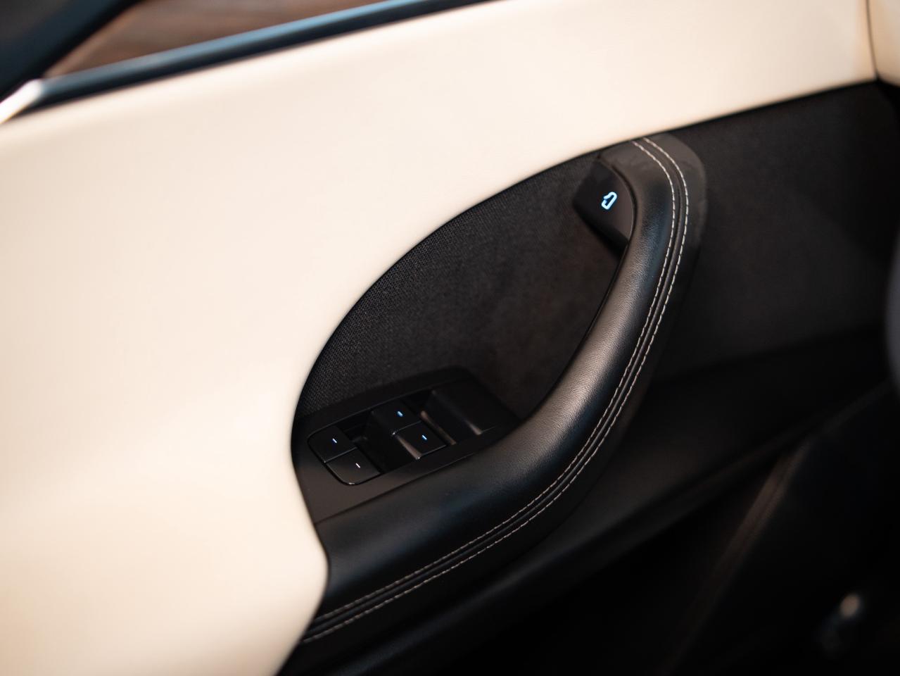 2022 Tesla Model X YOKE STEERING | FSD | 20 IN Photo