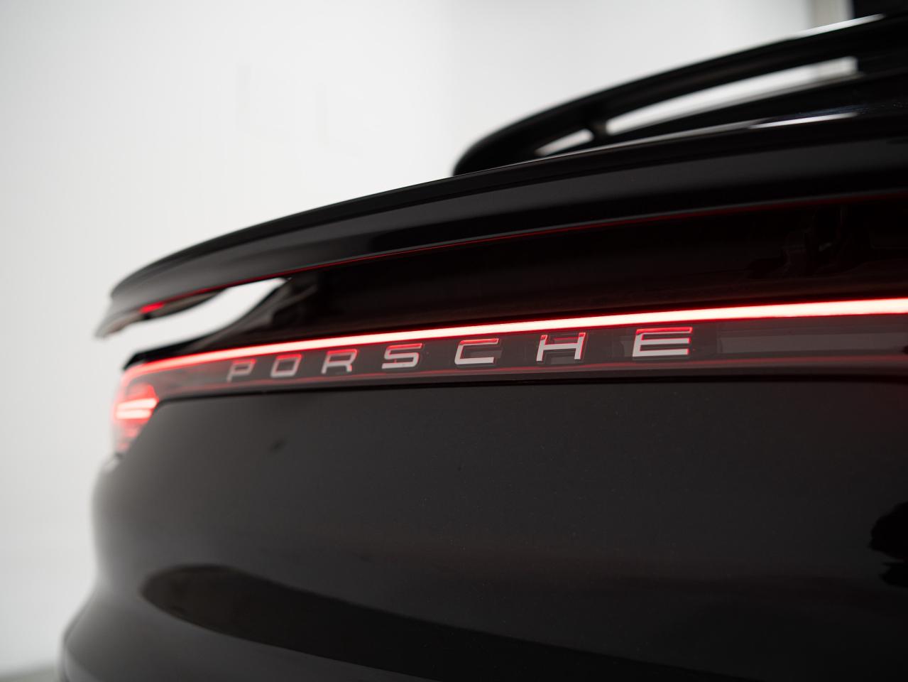 2021 Porsche Cayenne COUPE | PREMIUM PLUS PKG | RED LEATHER | 21 IN Photo