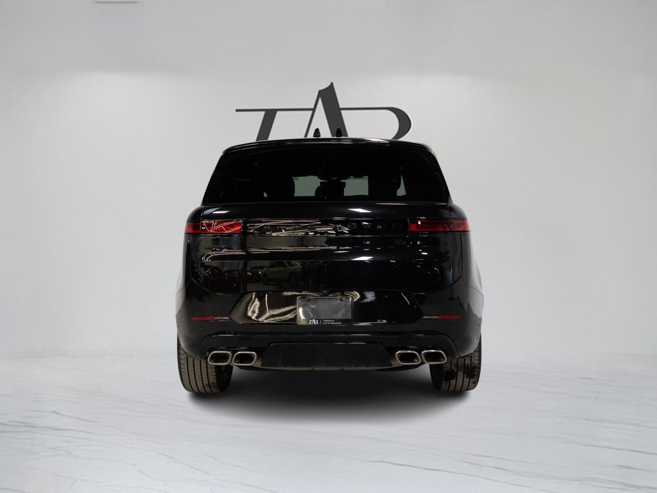 2025 Land Rover Range Rover Sport P530 | DYNAMIC | SE | MERIDIAN 3D | BREMBO | 23 IN Photo
