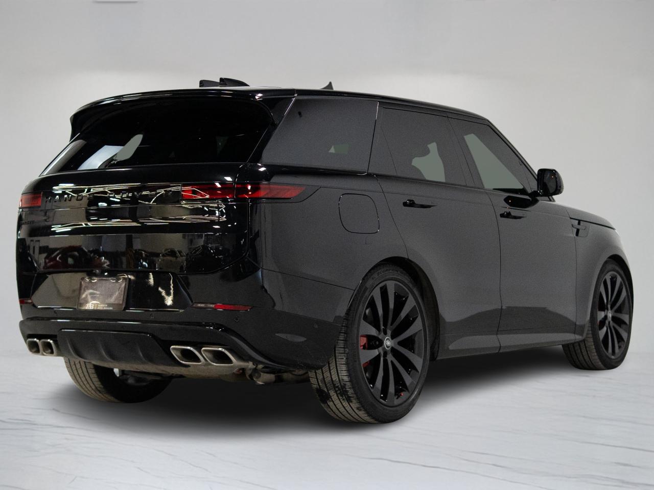 2025 Land Rover Range Rover Sport P530 | DYNAMIC | SE | MERIDIAN 3D | BREMBO | 23 IN Photo3