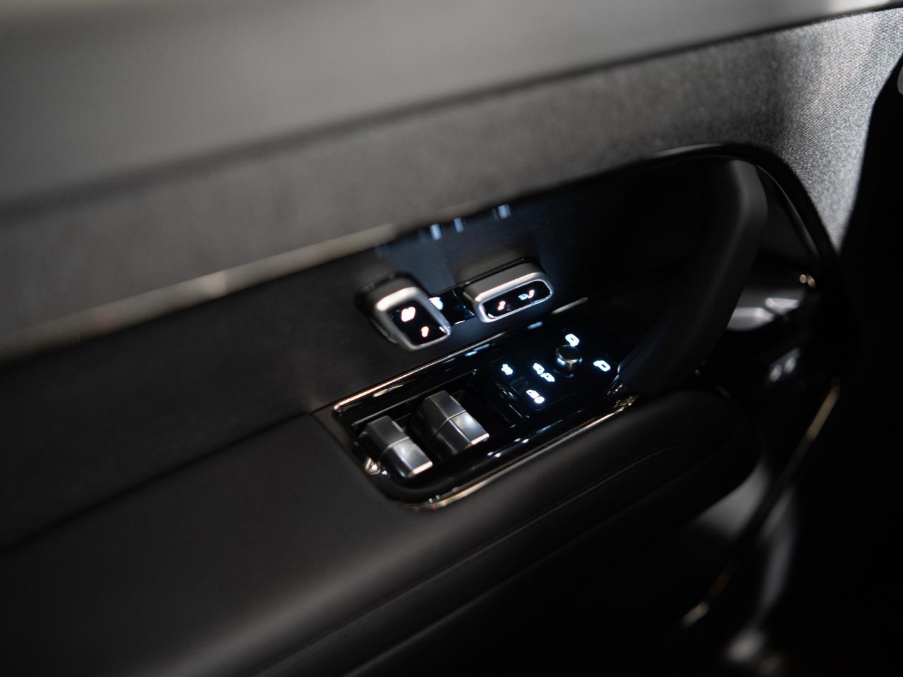 2025 Land Rover Range Rover Sport P530 | DYNAMIC | SE | MERIDIAN 3D | BREMBO | 23 IN Photo